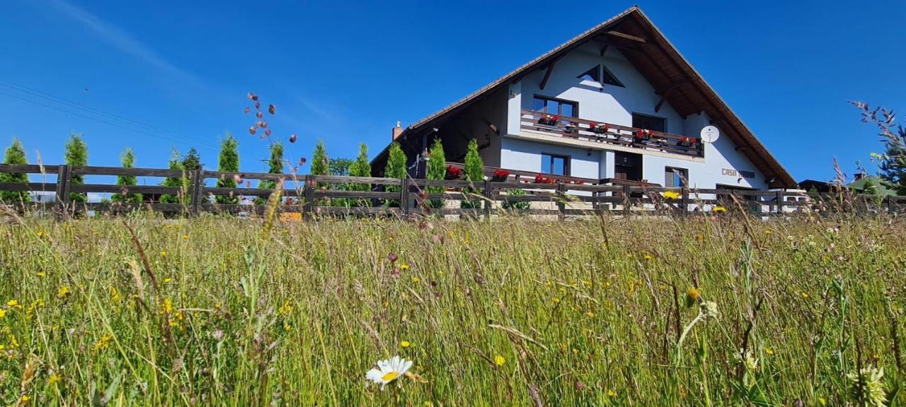 Casa Maria Hotel Piatra Fantanele Exterior photo